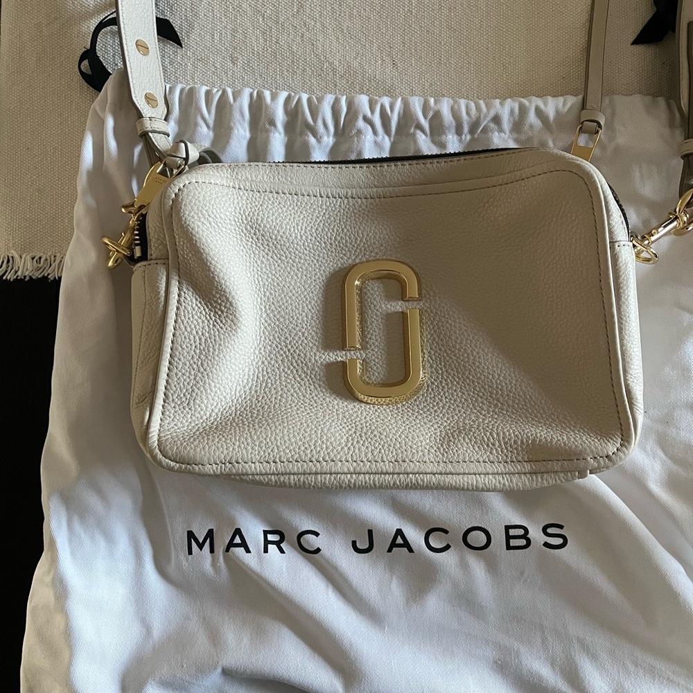 Marc Jacobs Softshot 27